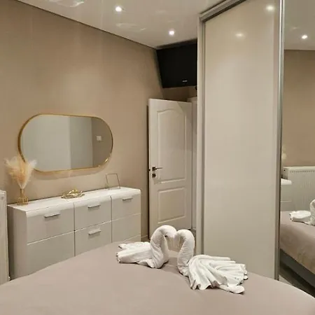 Lux Seaview Spot Kavala