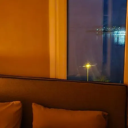 Lux Seaview Spot * Καβάλα